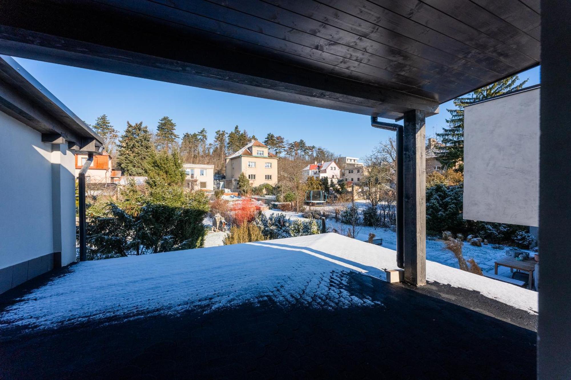 Apartmany Modrany Prága Kültér fotó