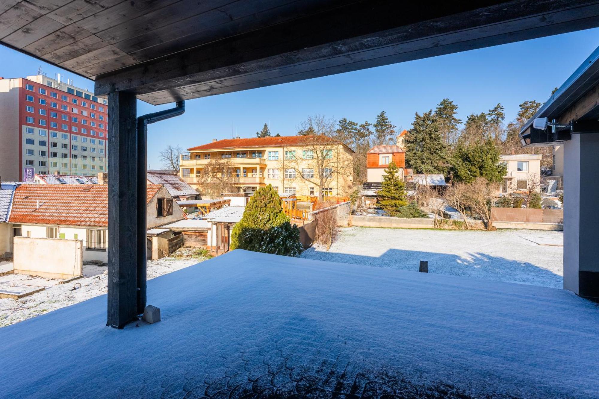 Apartmany Modrany Prága Kültér fotó